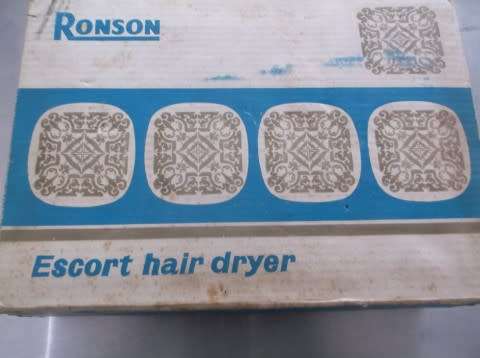 VINTAGE RONSON HAIR AND NAIL DRYER